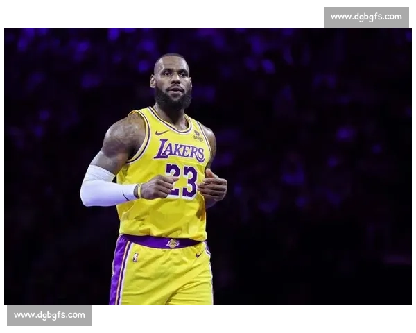 天妒英才：詹姆斯生涯屡战历史级强敌，命运枷锁何时能破？