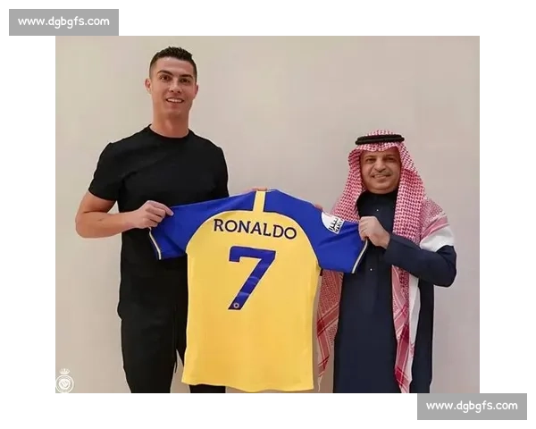 官方:蒂茨回归汉诺威执教 签约两年剑指升级 官方:蒂茨回归汉诺威执教 签约两年剑指升级