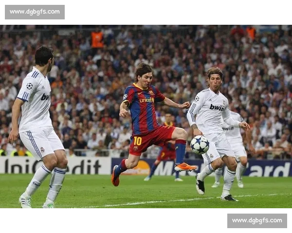 梅西闪电启动!巴萨防线瞬间崩塌 梅西闪电启动!巴萨防线瞬间崩塌