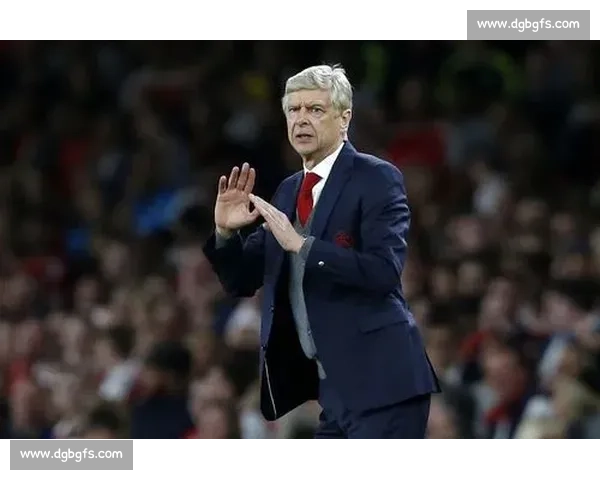 温格盛赞吉鲁：里尔锋线的精神领袖与战术支点