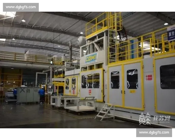 米堡神操作!26 万镑签后卫两年后 1100 万镑甩卖科隆,增值 42 倍创纪录