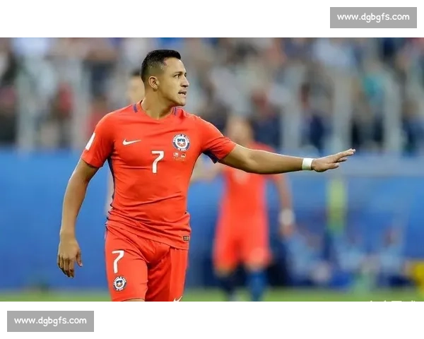 激情碰撞!美洲杯赛场火药味十足,场面一度失控 激情碰撞!美洲杯赛场火药味十足,场面一度失控